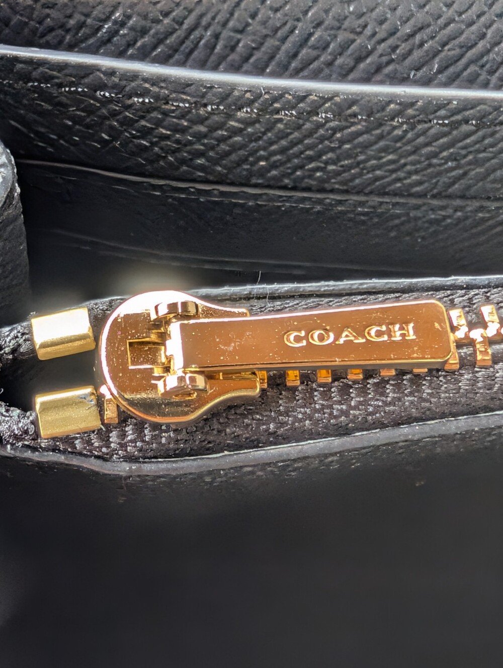 Coach F33390 Black Crossgrain Leather Turnlock Wallet Clutch - Picture 10 of 13
